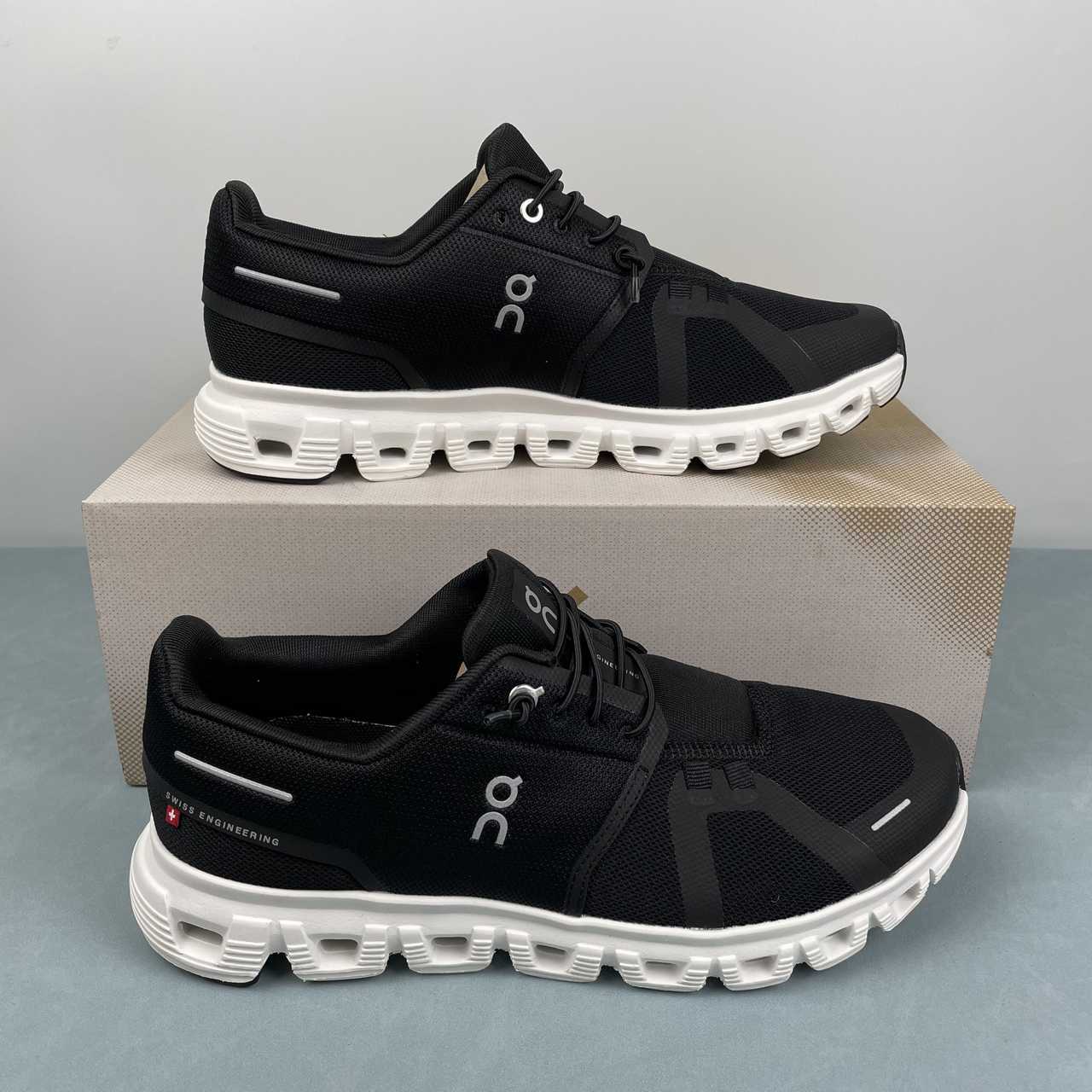 On Cloud 6 (Black)