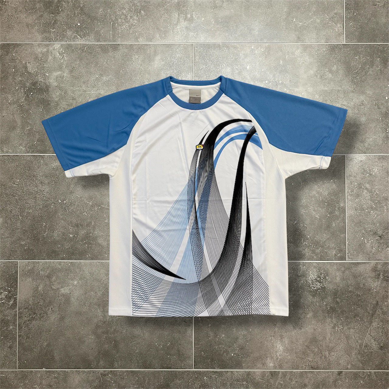 NIKE TN VINTAGE SHIRT (M)