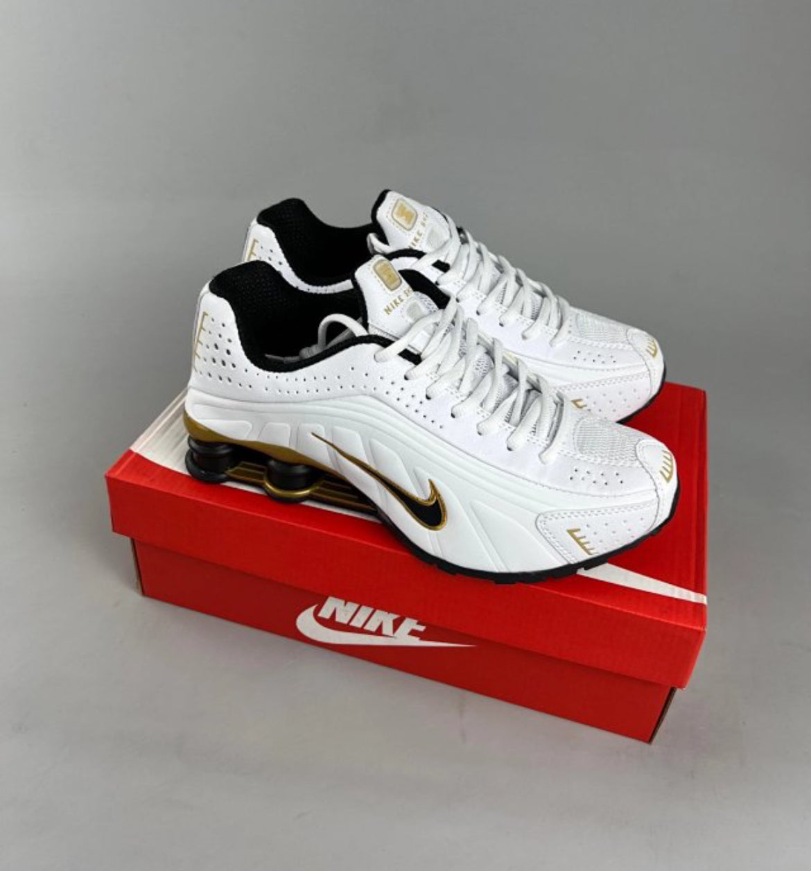 Nike Shox R4 Racer ”White-Gold”