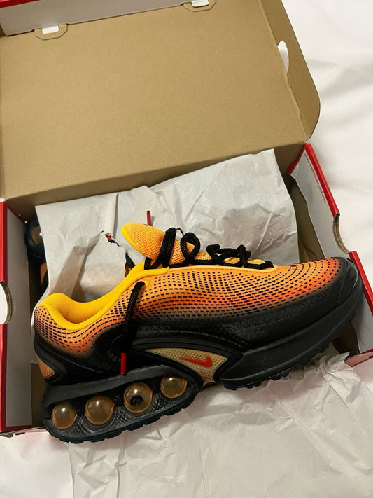 Nike Air Max DN ”Lowtop Orange”
