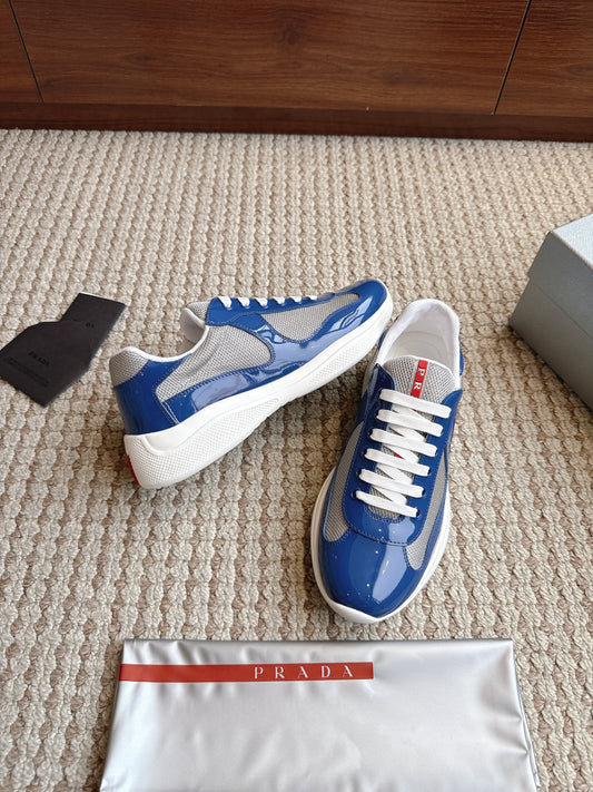 Prada cups ”Dark Blue”