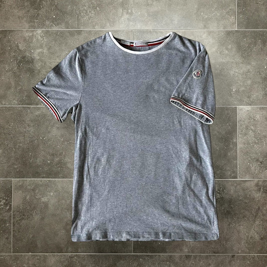 MONCLER SHOULDER BADGE T-SHIRT (L)
