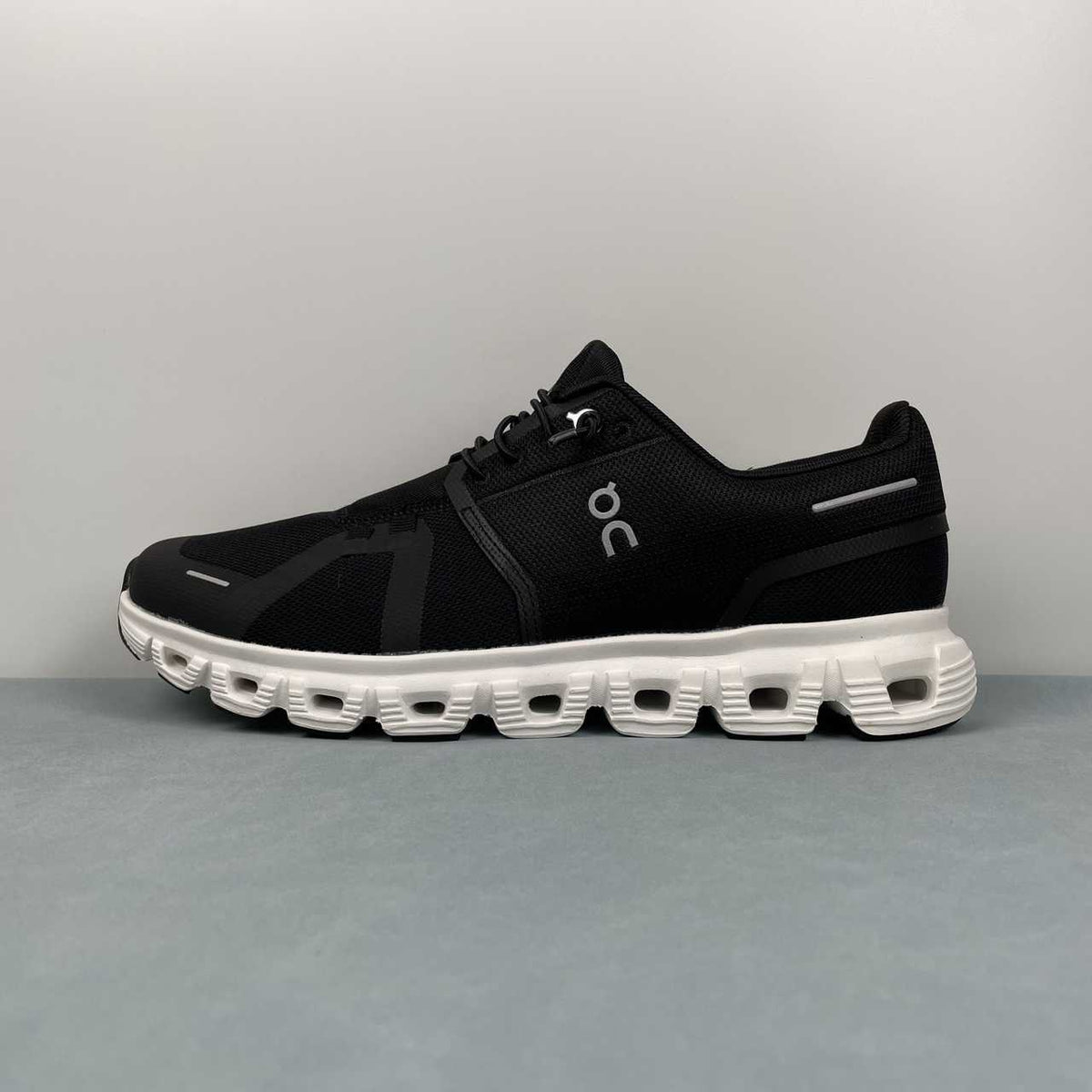 On Cloud 6 (Black)