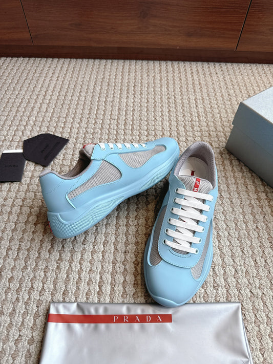 Prada cups ”Light Blue”