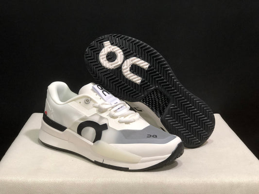 On Cloud The Roger Pro 2 (white/grey)