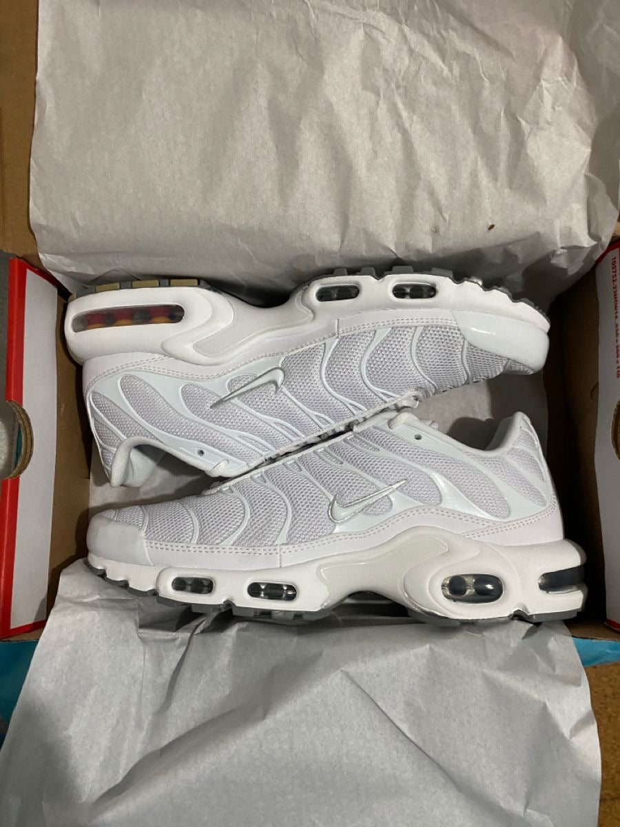 Nike Air Max Plus TN ”Tripple White”