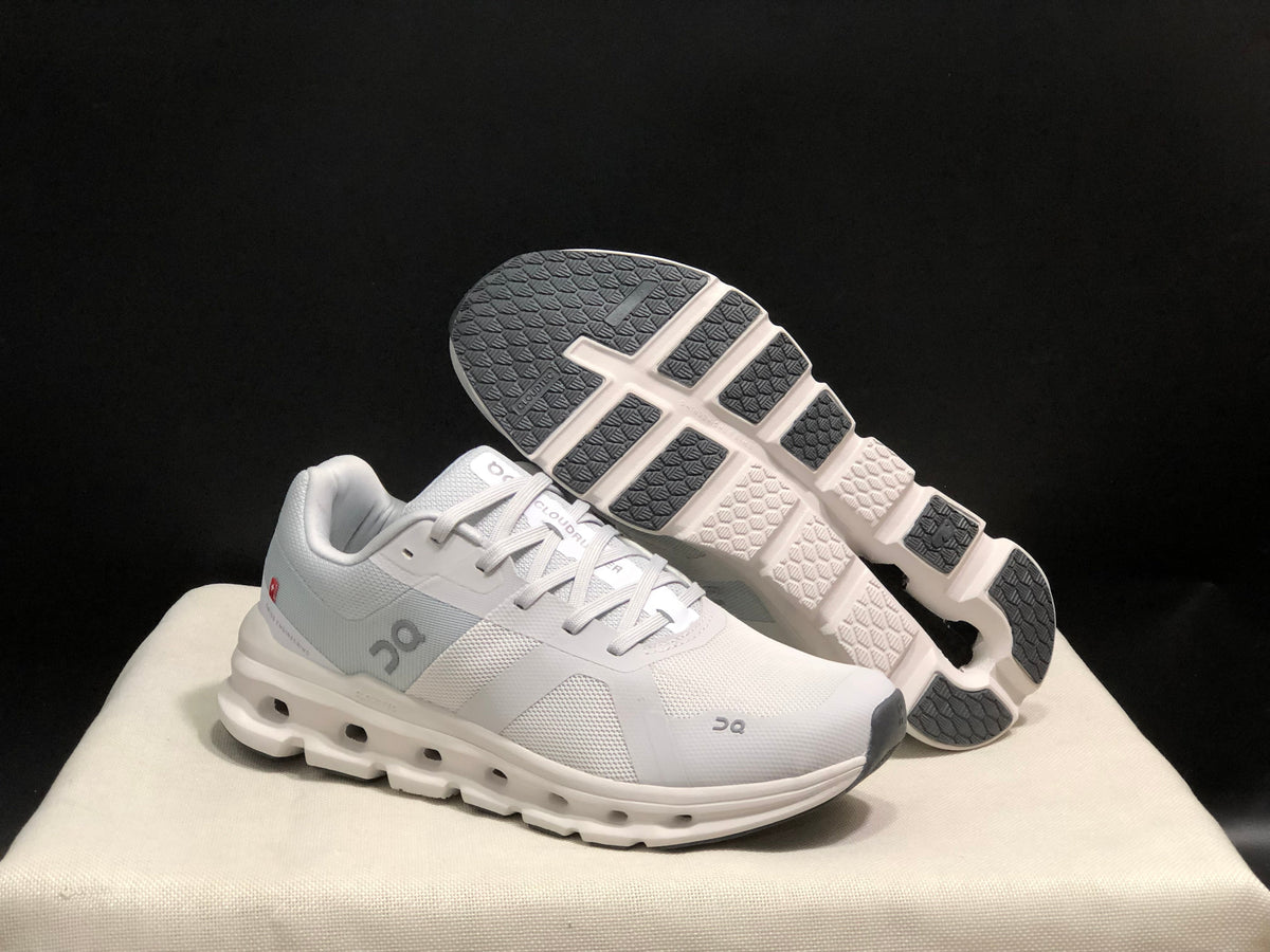 On Cloud cloudrunner(White)