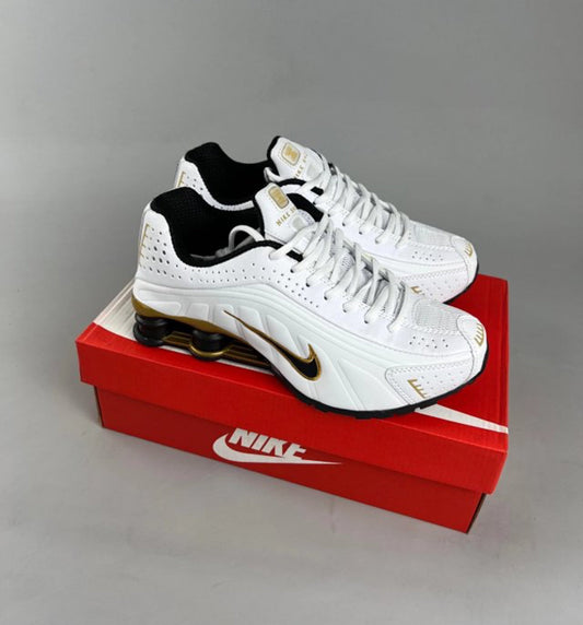 Nike Shox R4 Racer ”White-Gold”