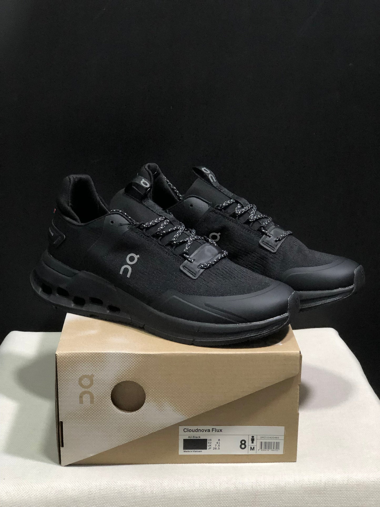 On Cloud nova flux (Black)